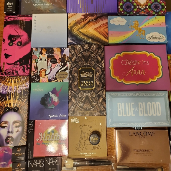 Makeup Bundle 2x Value - Picture 3 of 7